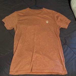 Men’s volcom t-shirt